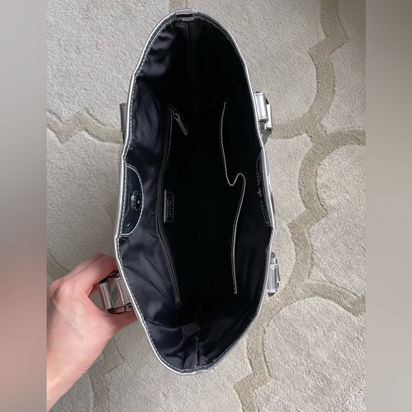 Neo Vintage Burberry Nova Check tote - Picture 9 of 12